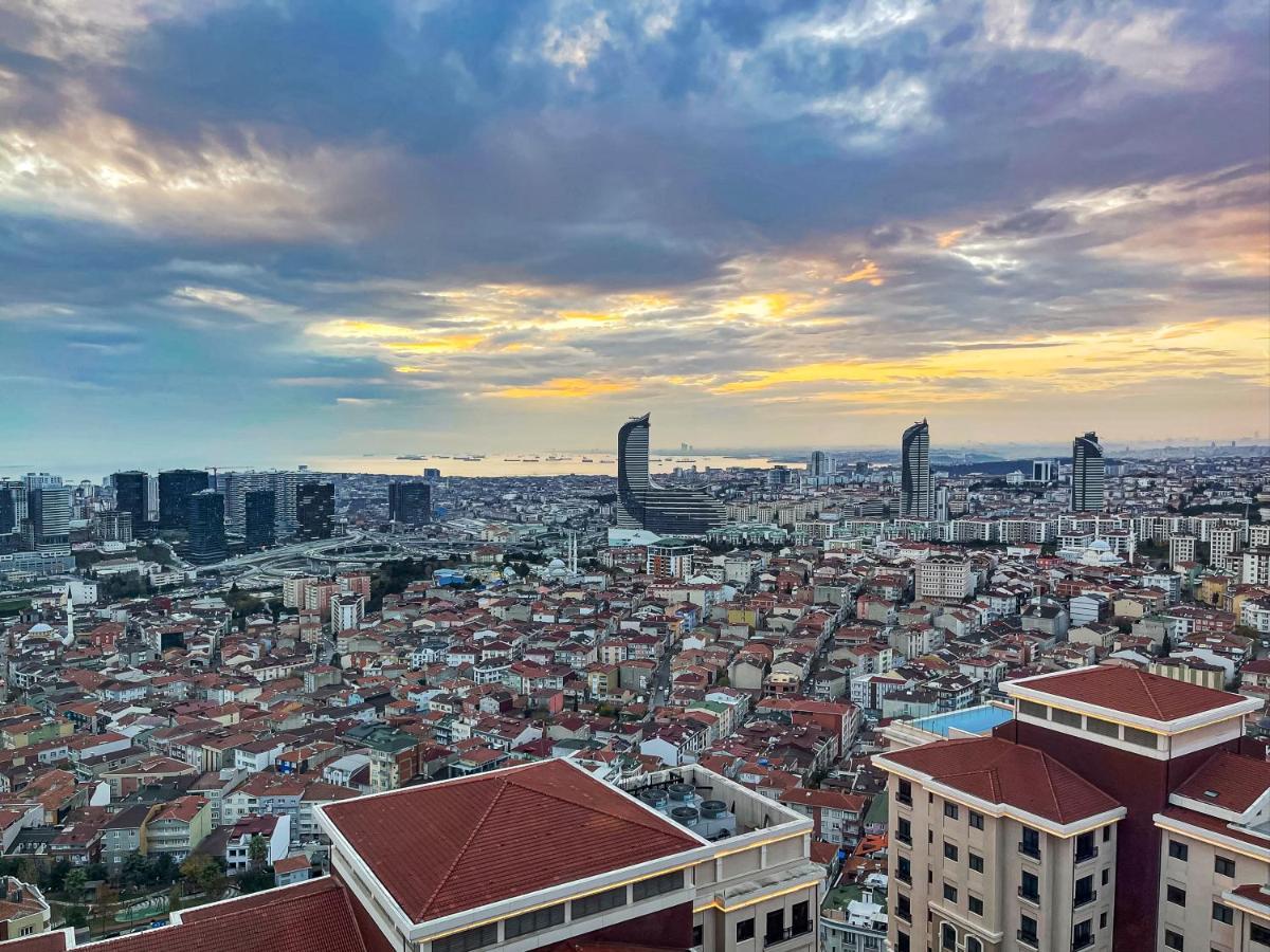 איסטמבול Emaar, Dinner At 102M With A View Of The Bosphorus מראה חיצוני תמונה